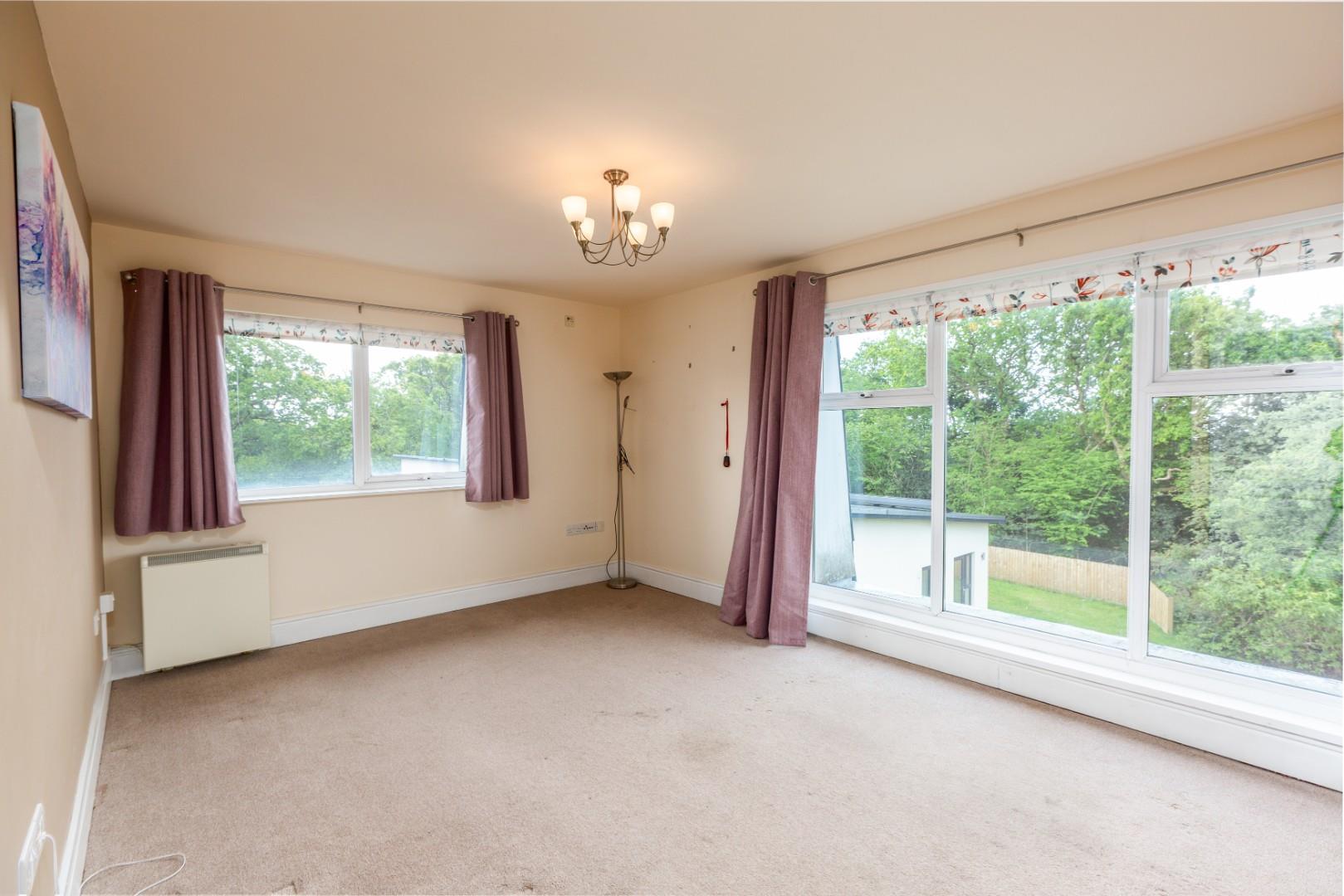 Clyne Common, Swansea, SA3 3JB